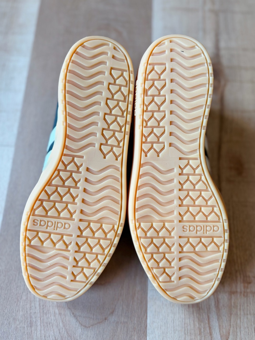 NWT Adidas VL Court Bold Womens Size 8.5 - Picture 8 of 8